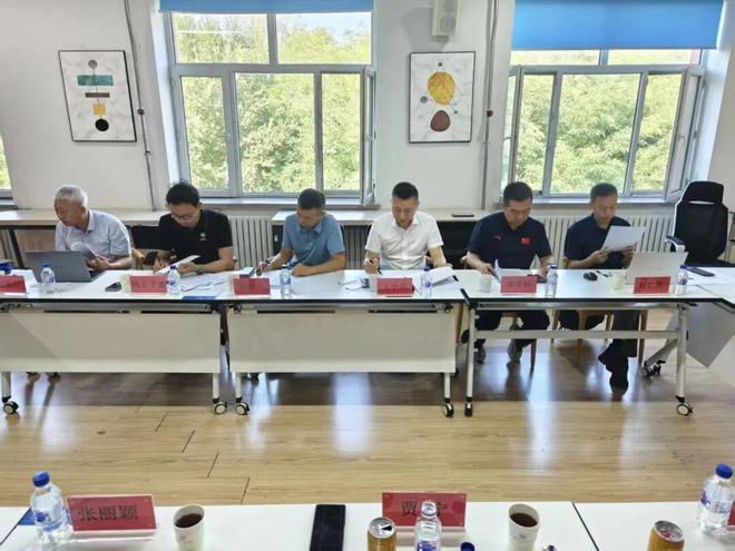 冰雪产业冰雪头条：滑雪巡救员国度职业尺度核定会在东北师大召开(图2)